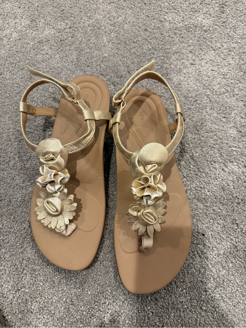 Aetrex Gold Floral T-Strap Women's Sandals